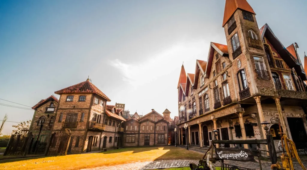 CAMPANOPOLIS PRIVATIVO